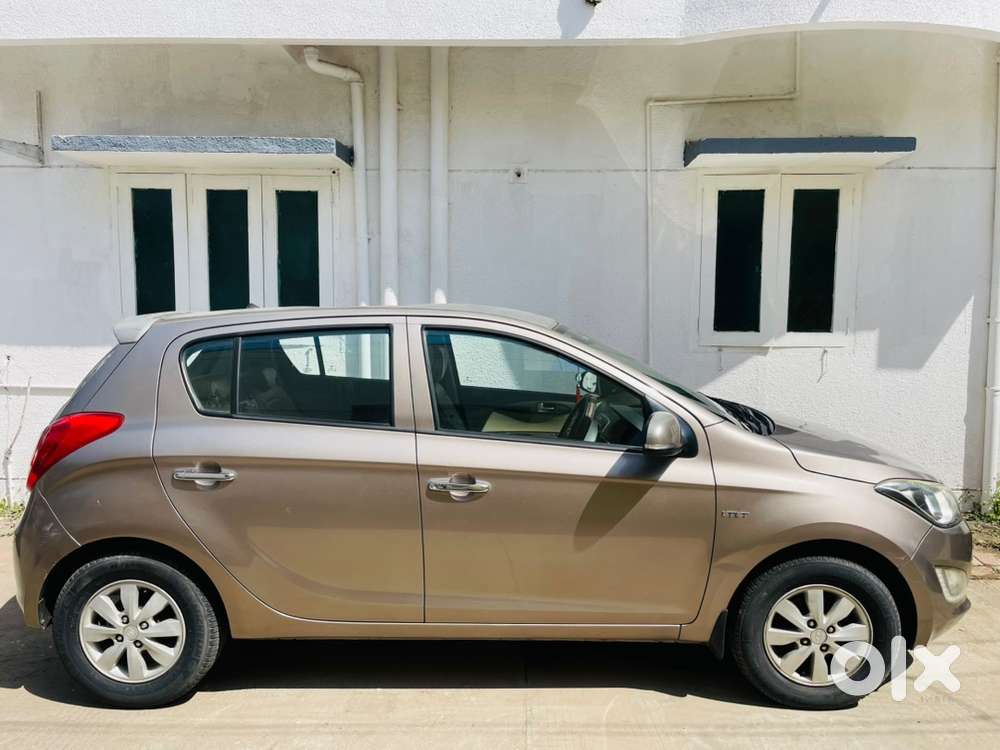 Hyundai I20 2013 Petrol 7000 Km Driven