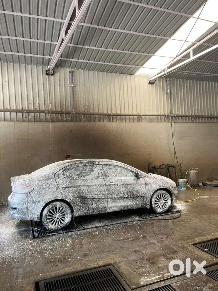 Maruti Suzuki Ciaz Alpha Diesel Smart Hybrid, 80000 Driven