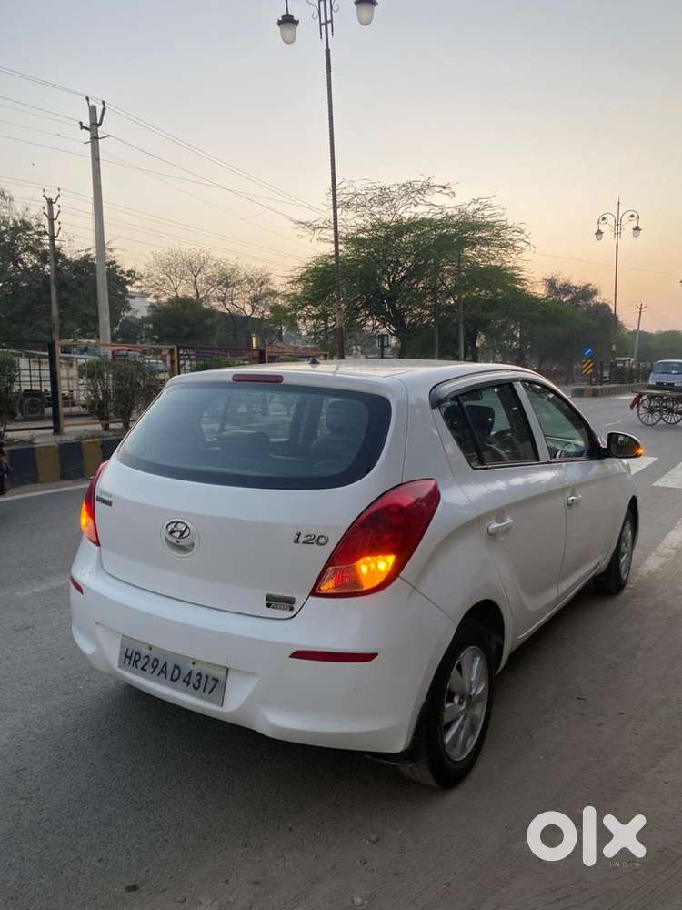 Hyundai I20 2015-2017 Sportz Option 1.4 Crdi, 2012, Petrol