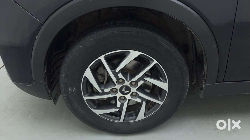 Mahindra Xuv300 W6, 2022, Petrol