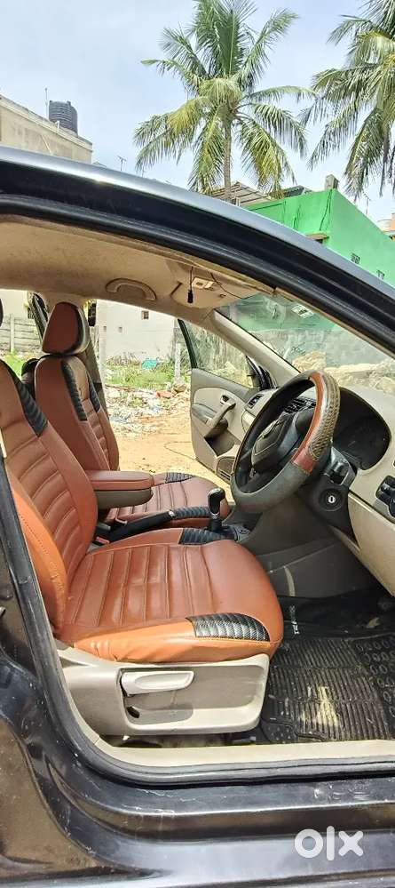 Skoda Rapid 1.0 Tsi 2012