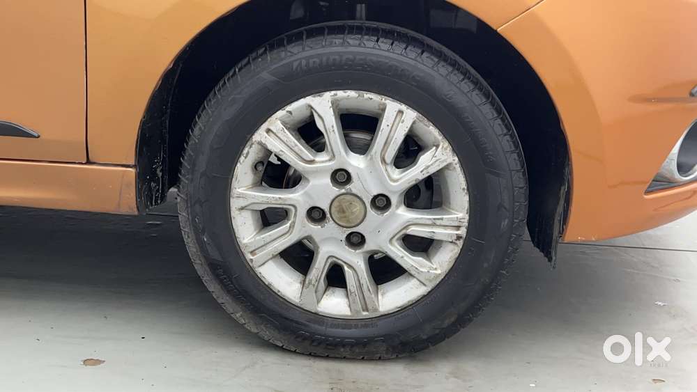 Tata Tiago Xz, 2016, Petrol