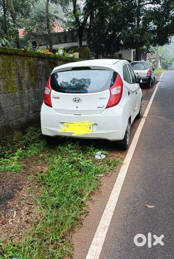Hyundai Eon 2012 Petrol Well Maintained