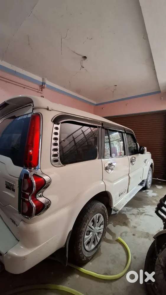 Mahindra Scorpio S2