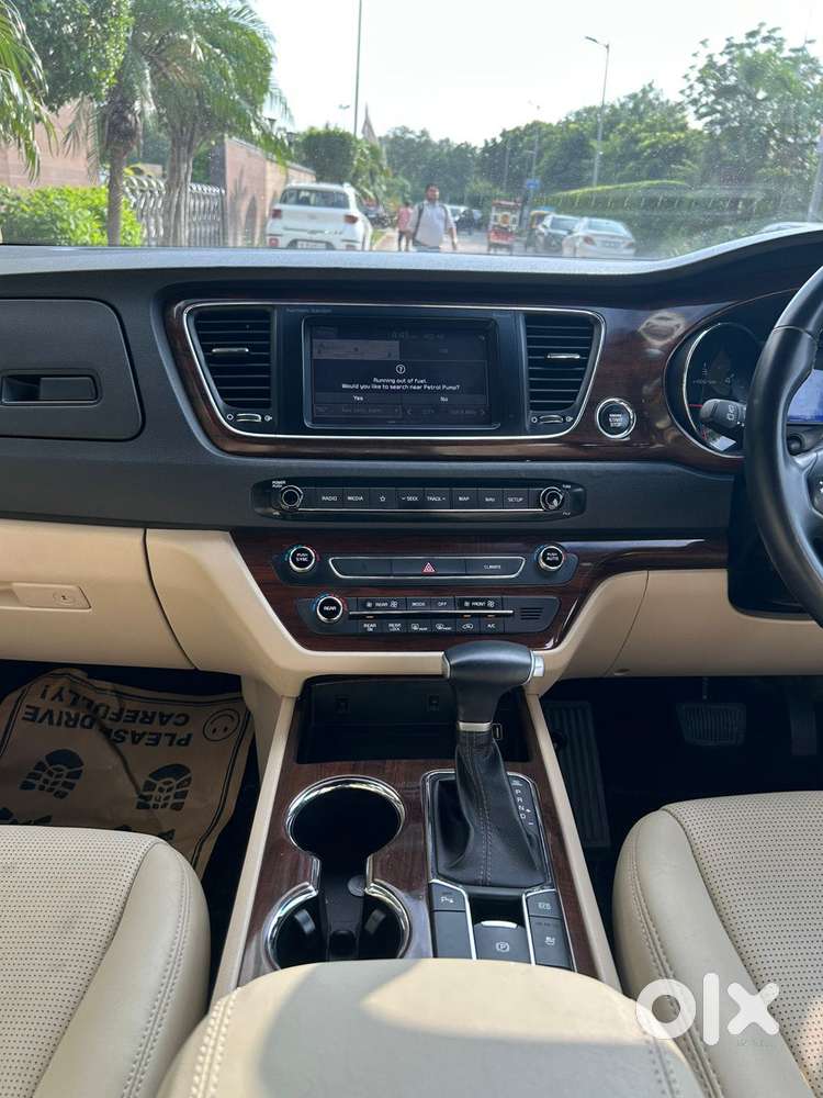 Kia Carnival Limousine Plus 7 Str, 2023, Diesel