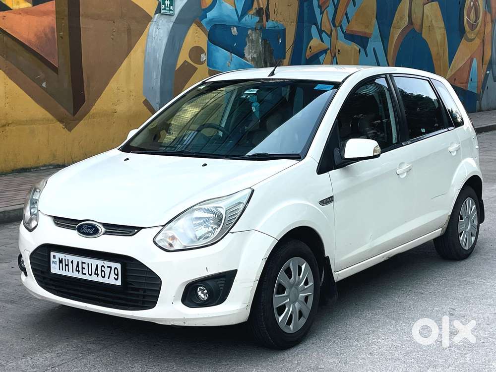 Ford Figo Petrol Zxi, 2015, Petrol