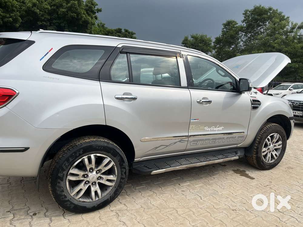 Ford Endeavour 3.2 Titanium At 4x4, 2017, Diesel