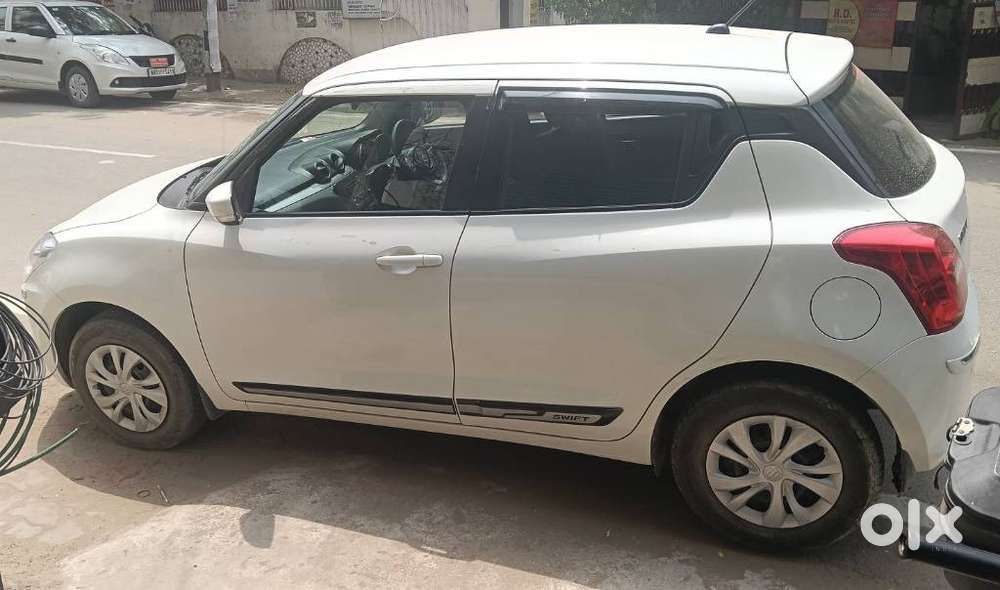 Maruti Suzuki Swift Vxi Abs Bsiv, 2019, Petrol