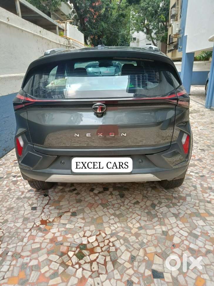 Tata Nexon Fearless Pr S 1.2 Revotron Petrol 7 Dca Dt, 2024, Petrol