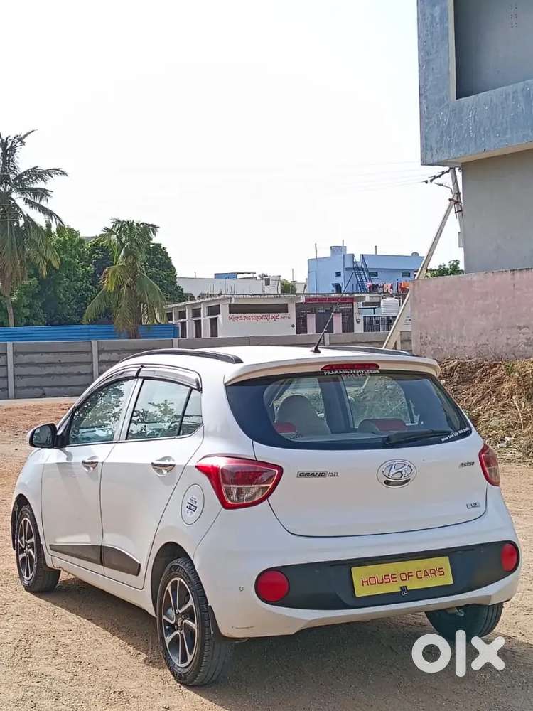 Grand I10 Asta 2018 Model Excellent Condition Single Owner Showroom Tr