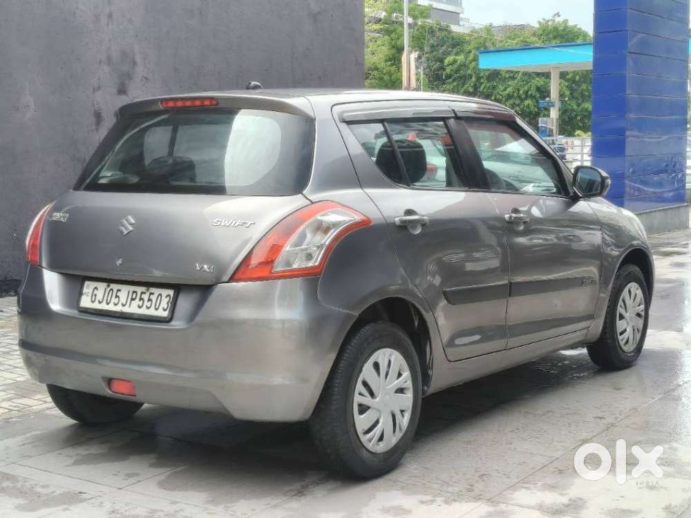 Maruti Suzuki Swift Vxi With Abs, 2015, Petrol