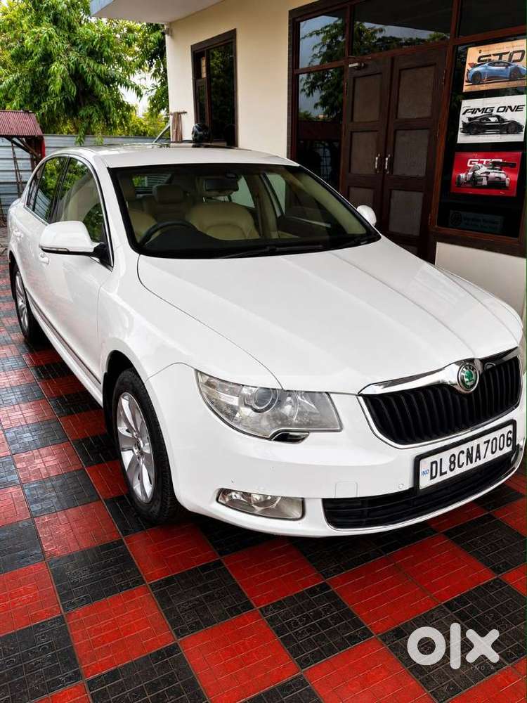 Skoda Superb Elegance 1.8 Tsi At, 2011, Petrol