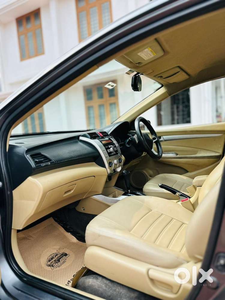 Honda City 2011-2013 V At Exclusive, 2010, Petrol