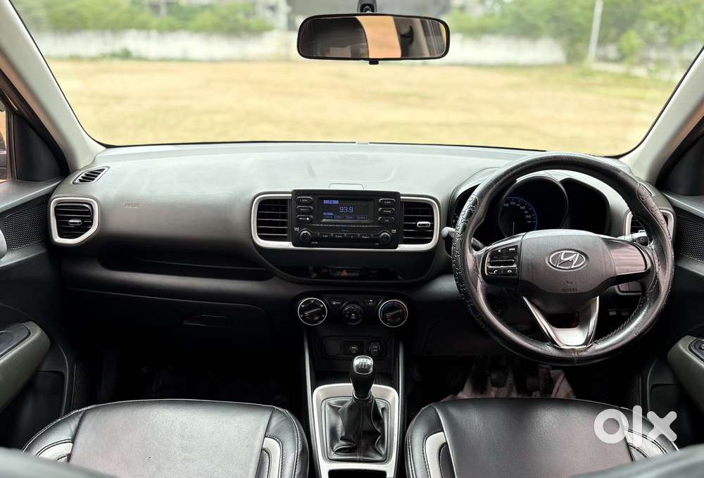 Hyundai Venue S 1.2 Petrol, 2019, Petrol