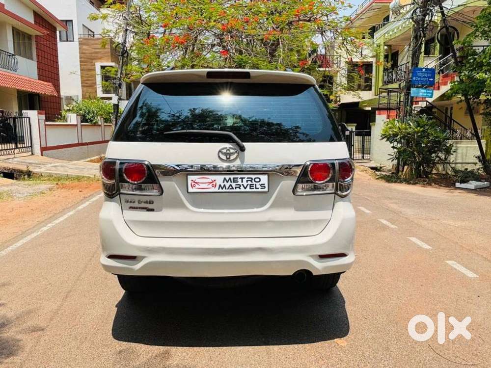 Toyota Fortuner 3.0 4x4 Manual, 2015, Diesel