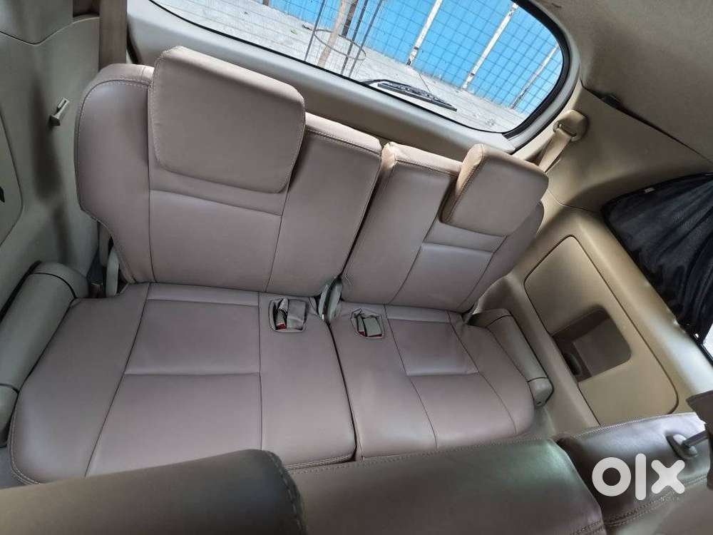 Toyota Innova 2.5 G (diesel) 8 Seater, 2015, Diesel