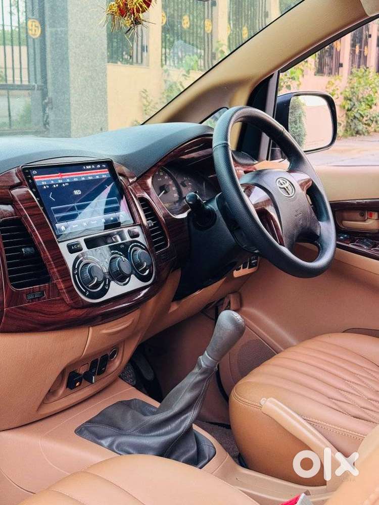 Toyota Innova 2.5 Gx 7 Str Bs-iii, 2012, Diesel