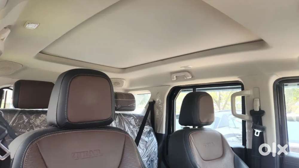 Mahindra Thar Roxx Ax7l 4x4  Diesel Auto 2025 Hr Regd