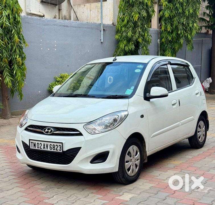 Hyundai I10 Sportz, 2012, Petrol