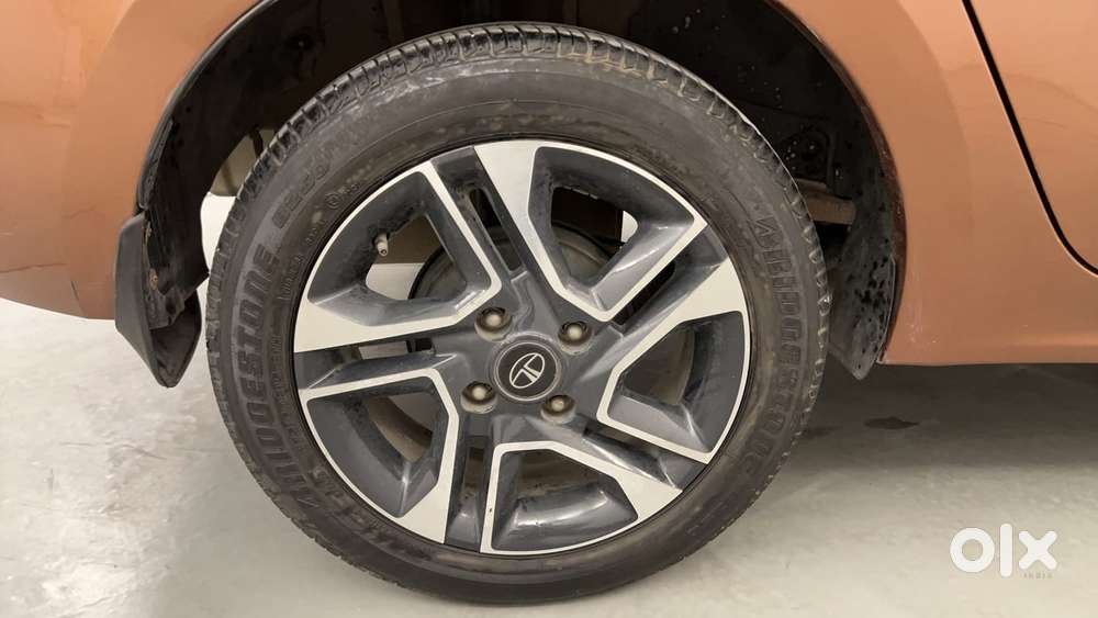 Tata Tigor Xz, 2017, Petrol