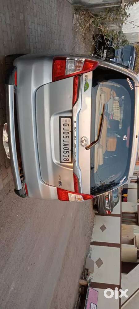 Toyota Innova 2012 Diesel 221000 Km Driven