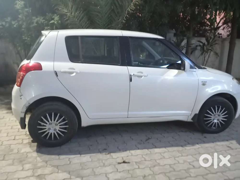 Maruti Suzuki Swift 2011