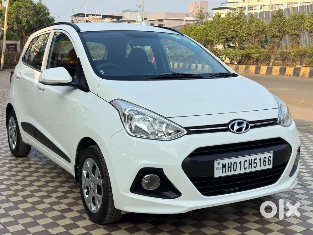 Hyundai I10 Sportz 2016 Petrol First Owner