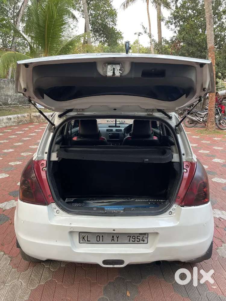Maruti Suzuki Swift 2010