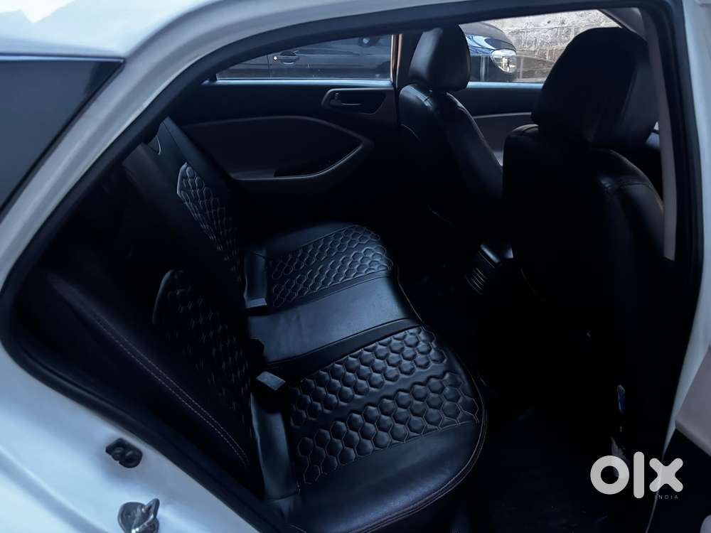 Hyundai Elite I20 1.2 Asta (o) Cvt, 2017, Petrol