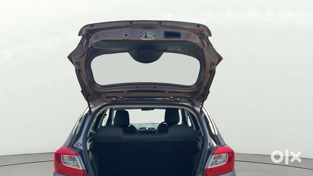 Tata Tiago 1.2 Revotron Xza, 2018, Petrol