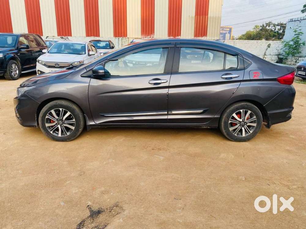 Honda City I-vtec V, 2018, Petrol