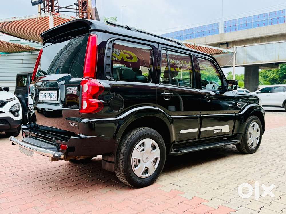 Mahindra Scorpio Classic 2.2 S Mt 7 Str, 2023, Diesel