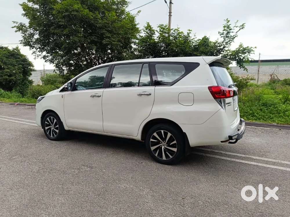 Toyota Innova Crysta 2.8 Zx At 7 Seater, 2019, Diesel