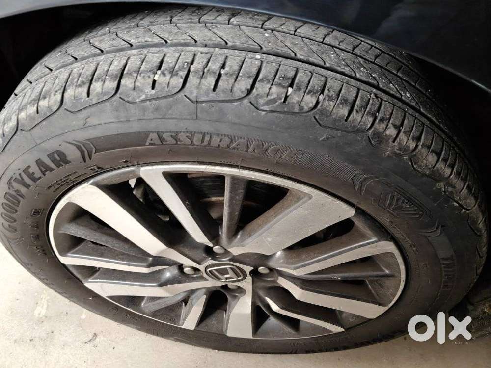 Honda City Zx Petrol Mt, 2022, Petrol