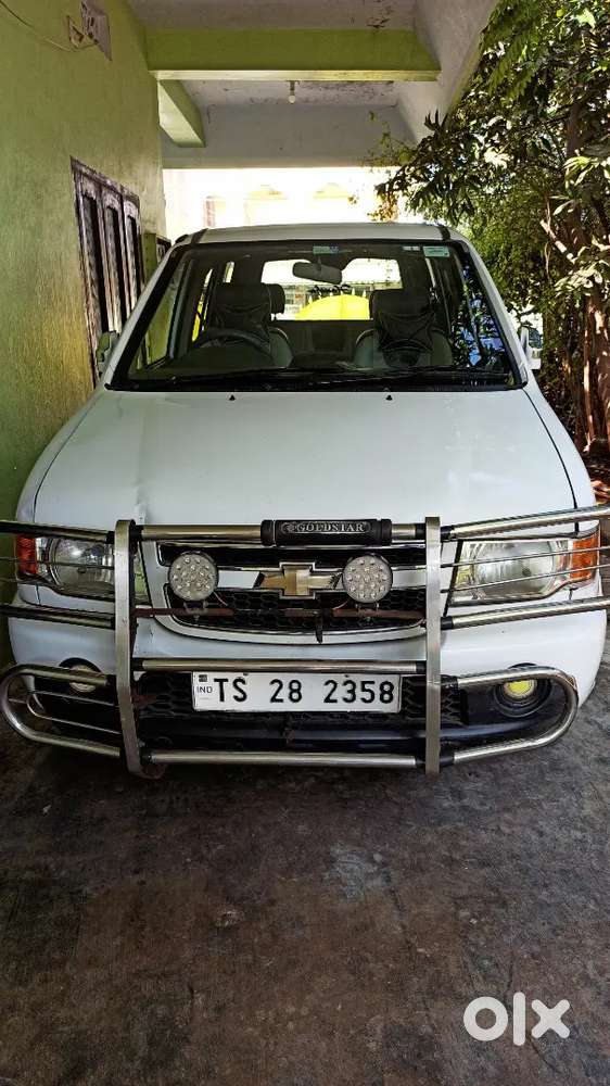 Chevrolet Tavera Neo 2016 Diesel 230000 Km Driven