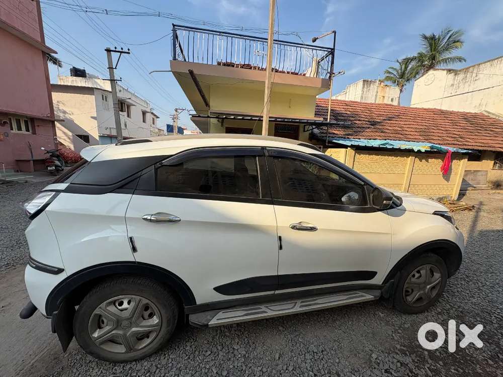 Tata Nexon 1.2 Revotron Xe 2023