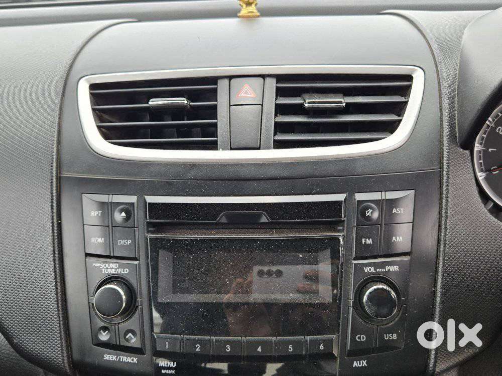Maruti Suzuki Swift Vxi With Abs, 2016, Petrol