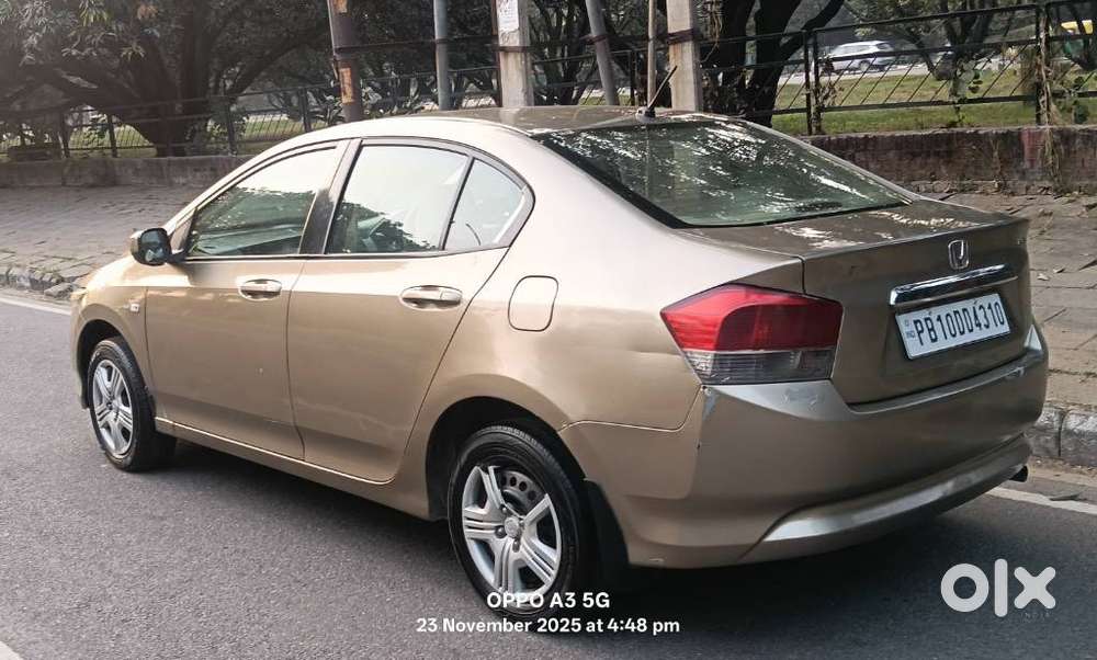 Honda City 2011-2013 Corporate Edition, 2011, Petrol