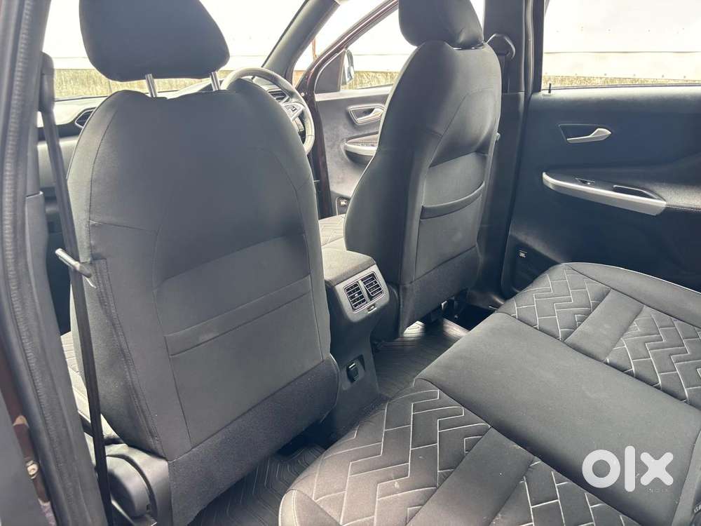 Nissan Magnite 1.0 Xv Premium Turbo Cvt (o) Dual Tone, 2021, Petrol