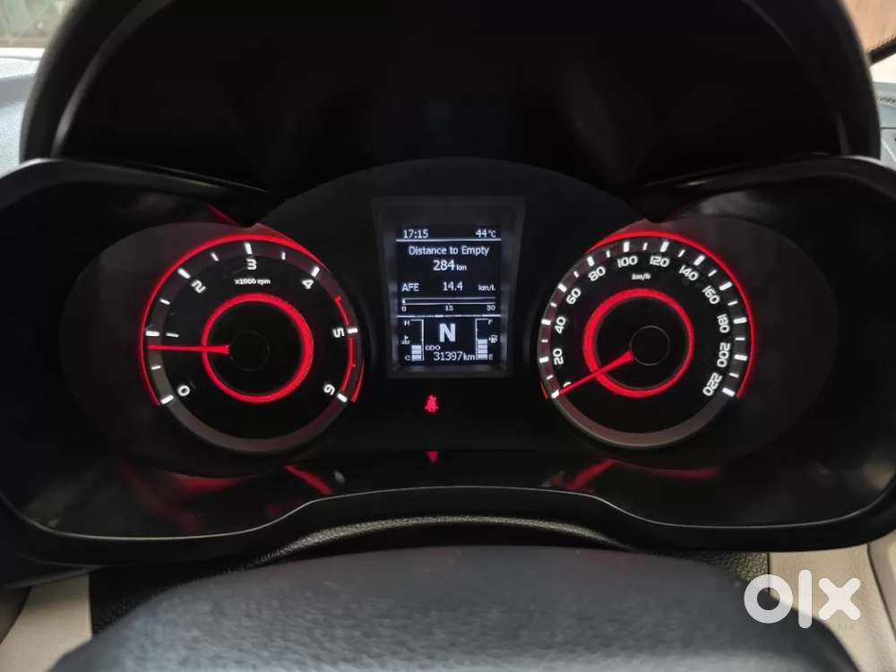 Mahindra Xuv300 W8 Option Diesel, 2022, Diesel
