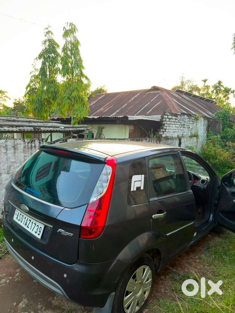 Ford Figo Petrol 2013