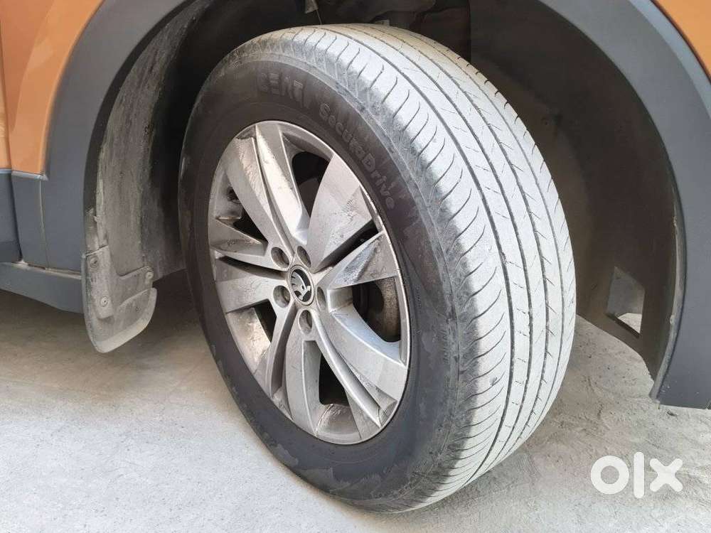 Skoda Kushaq 1.0 Tsi Ambition, 2023, Petrol