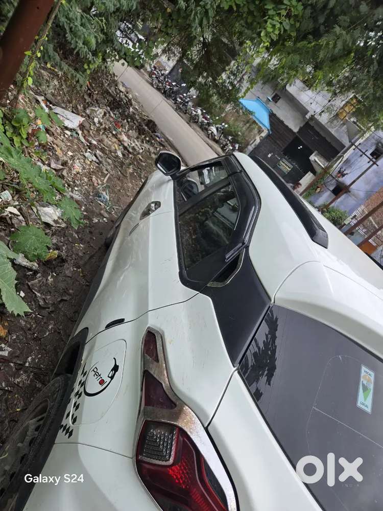 Tata Punch Accomplished Amt 2025