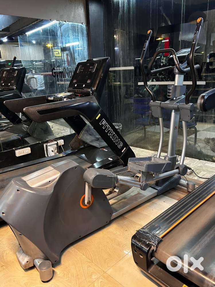 Cross trainer