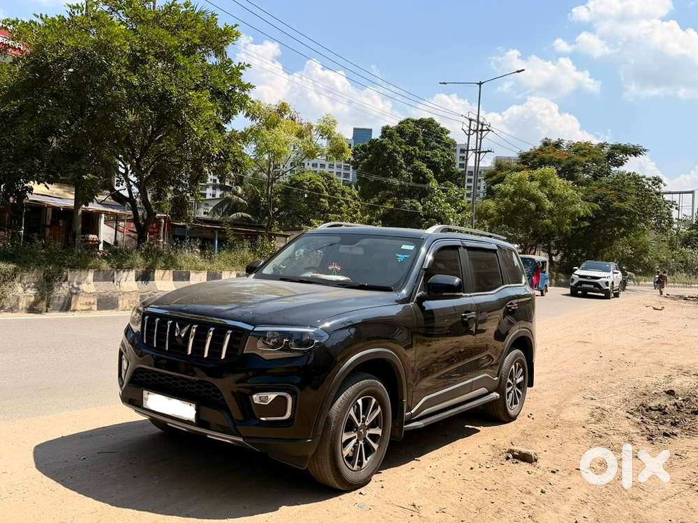 Selling My Mahindra Scorpion Z8 Diesel