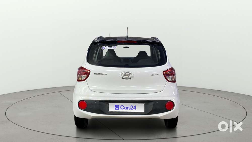 Hyundai Grand I10 1.2 Crdi Sportz Dual Tone, 2018, Diesel