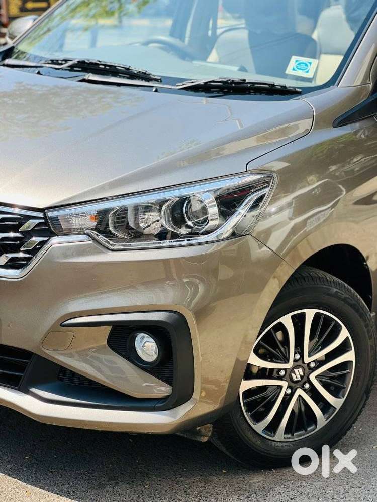 Maruti Suzuki Ertiga Zxi Plus Shvs, 2022, Petrol