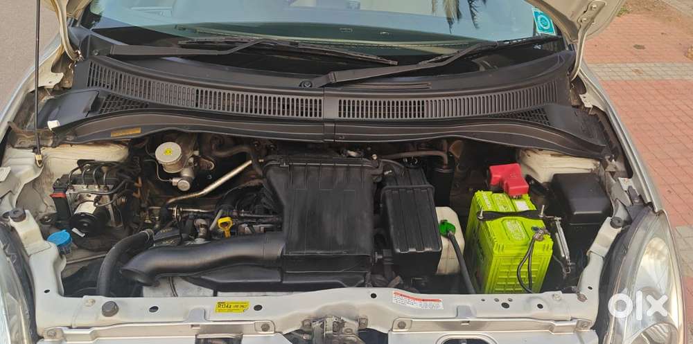 Maruti Suzuki Swift Dzire 1.2 Zxi Bsiv, 2011, Petrol