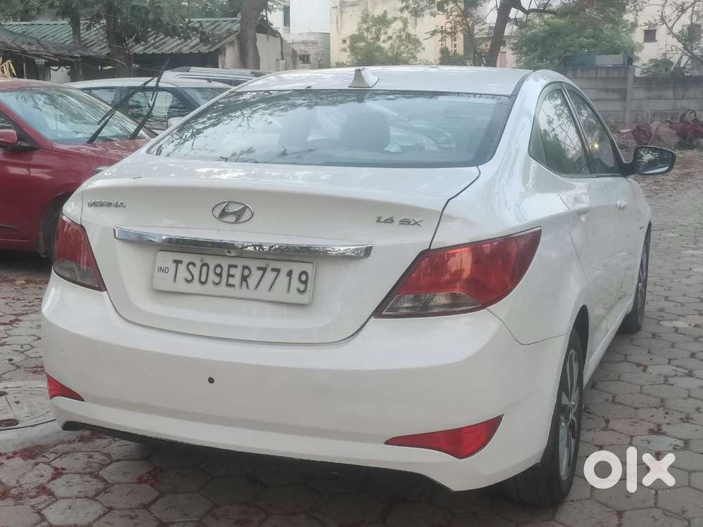 Hyundai Verna 1.6 Sx Vtvt, 2016, Petrol