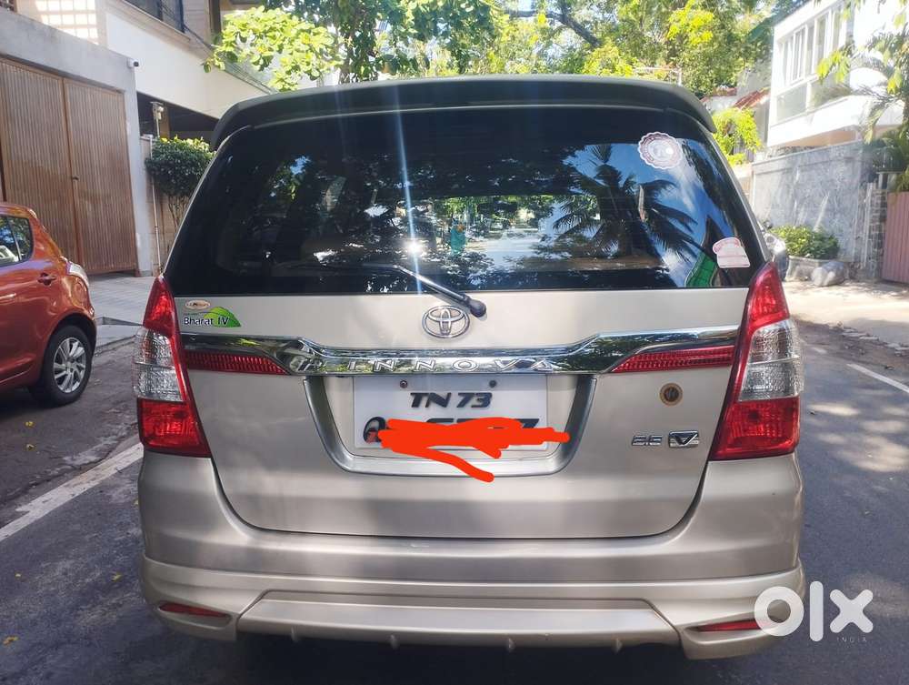 Toyota Innova 2.5 Vx 8 Str Bs-iii, 2015, Diesel